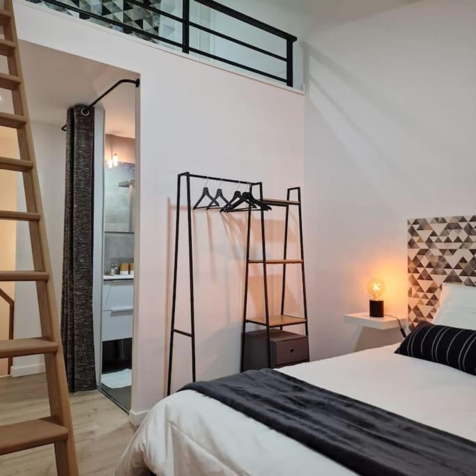 サン・テティエンヌL'Atelier C Magnifique Loft Avec Terrasse Priveeアパートメント エクステリア 写真